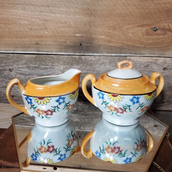 Lusterware Floral Cream & Sugar.  Occupied Japan. - Picture 3 of 5